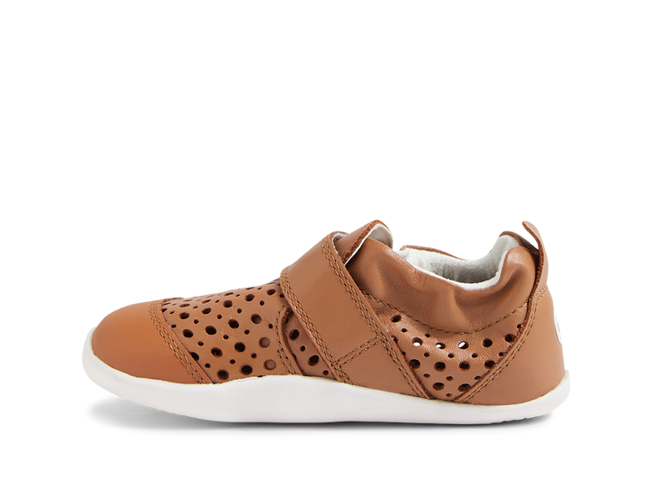 BOBUX - XPLORER PUNCH BAREFOOT SHOE: CARAMEL [sz:19 EU]