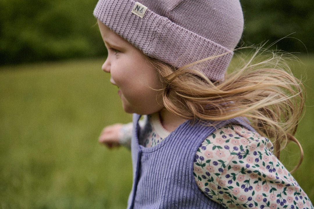 NATURE BABY - ALPINE POM POM BEANIE: LILAC [sz:0-6 MTHS]