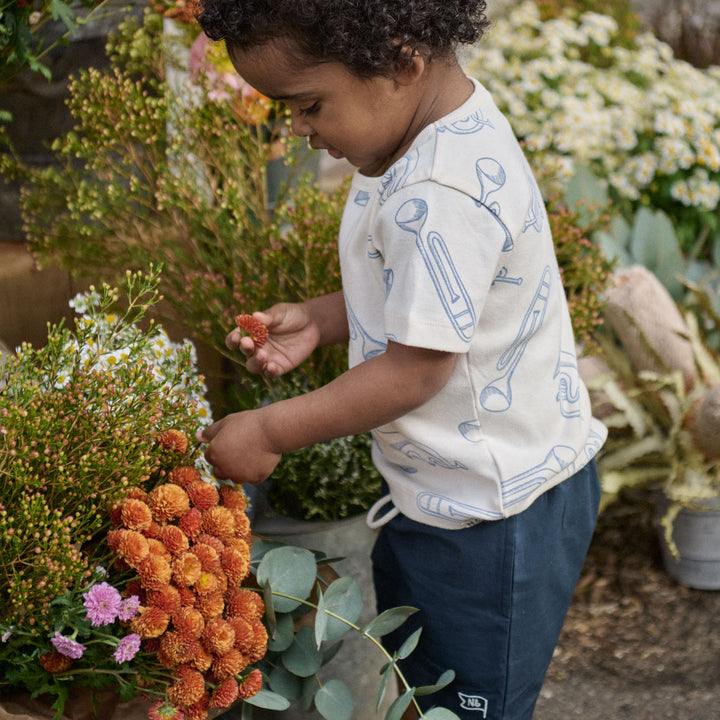 NATURE BABY - RIVER TEE: JAZZ NATURAL PRINT [sz:6-12 MTHS]