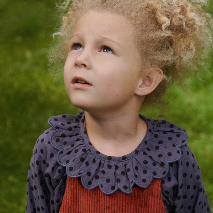 NATURE BABY - RUFFLE CAMERON BLOUSE: VIOLET POLKADOT [sz:6-12 MTHS]