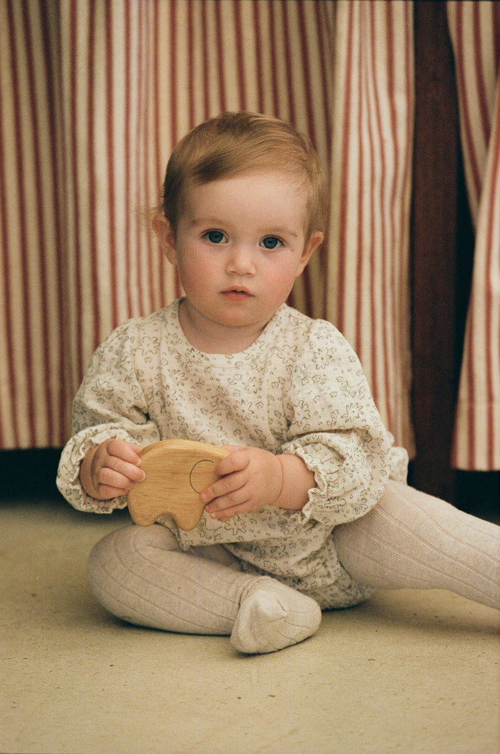 NATURE BABY - SPRINTER COLLECTION: WILLOW BODYSUIT MUSLIN BLOOMSBURY NETTLE PRINT [sz:0-3 MTHS]