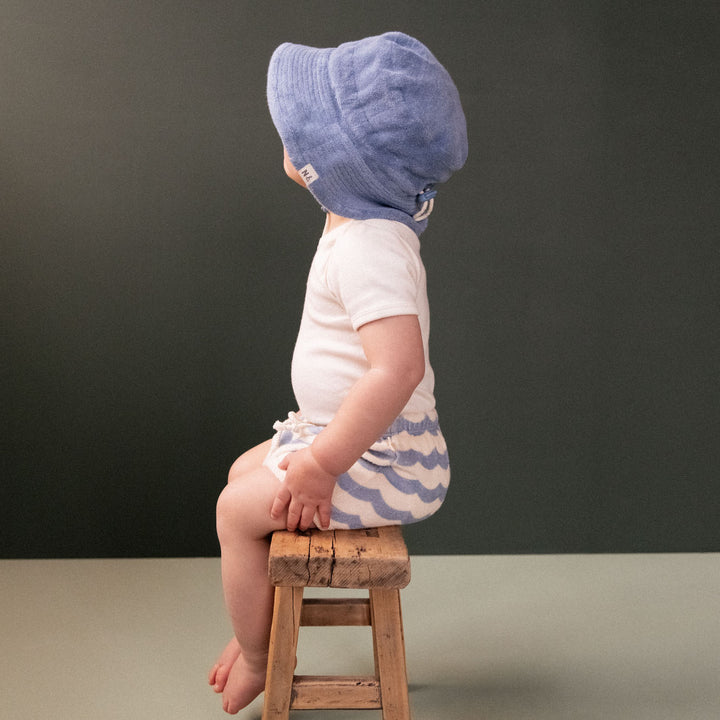 NATURE BABY - TERRY SHORT: WAVES PRINT [sz:0-3 MTHS]