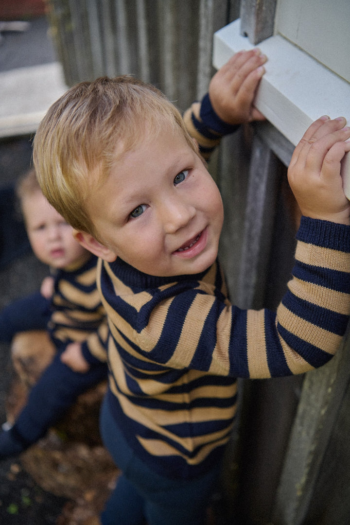 NATURE BABY - MERINO KNIT PULLOVER: NAVY/CARAMEL STRIPE [sz:6-12 MTHS]