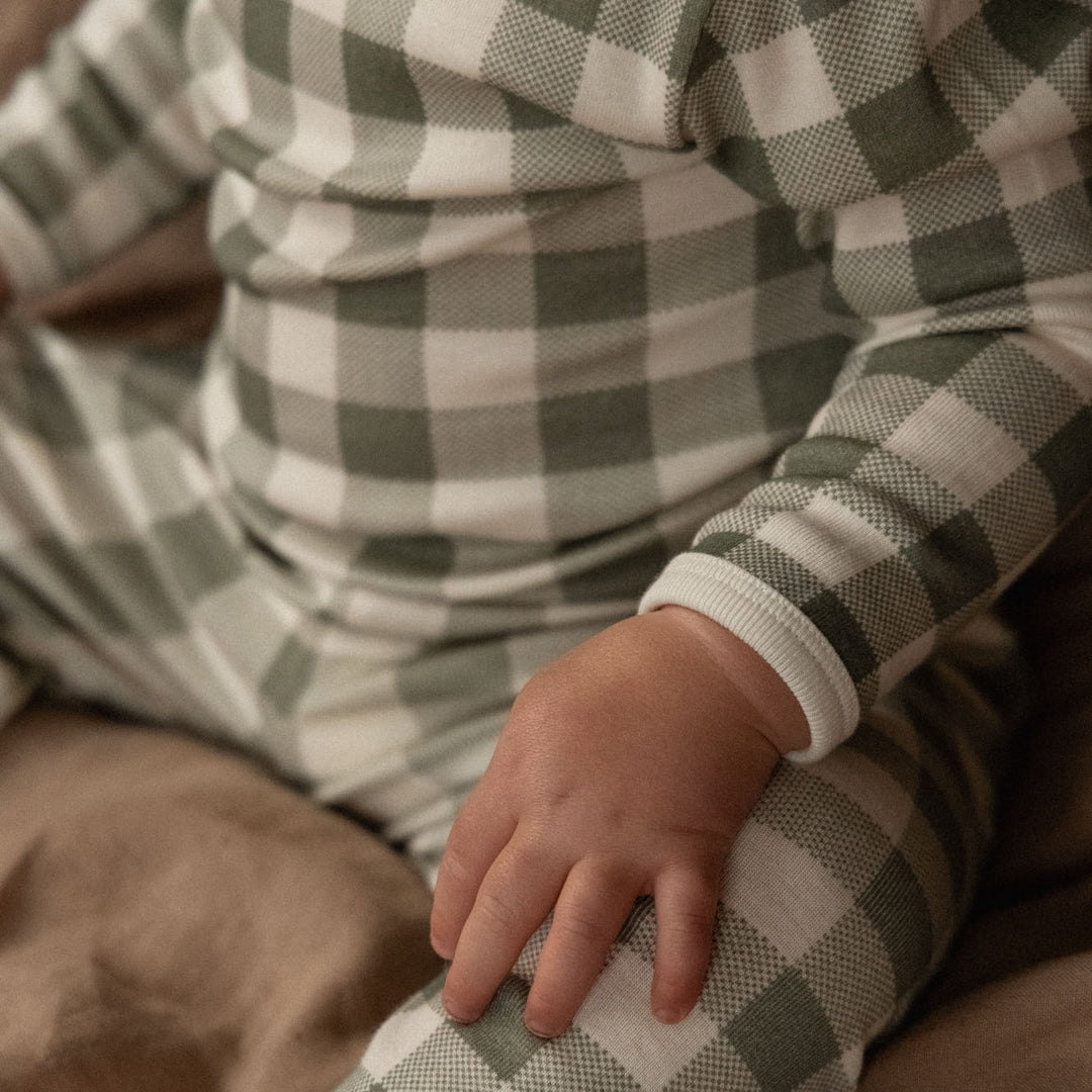 NATURE BABY - 2PC LONG SLEEVE PYJAMAS: CRISPIN CHECK [sz:1 YR]
