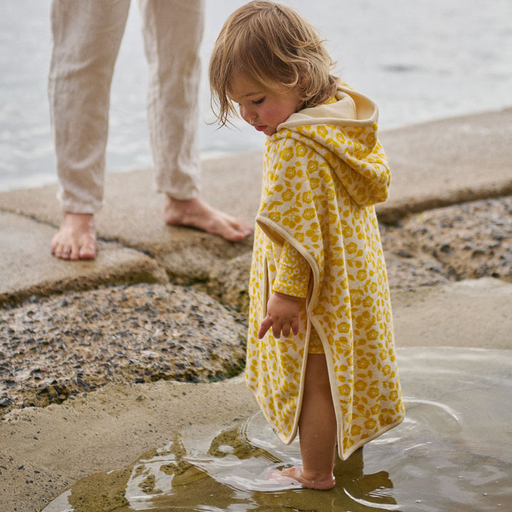 NATURE BABY - PONCHO TOWEL: KITCHEN GARDEN FREESIA PRINT [sz:1-2 YRS]