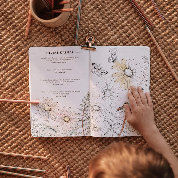 YOUR WILD BOOKS - WILD ACTIVITY BOOK 
